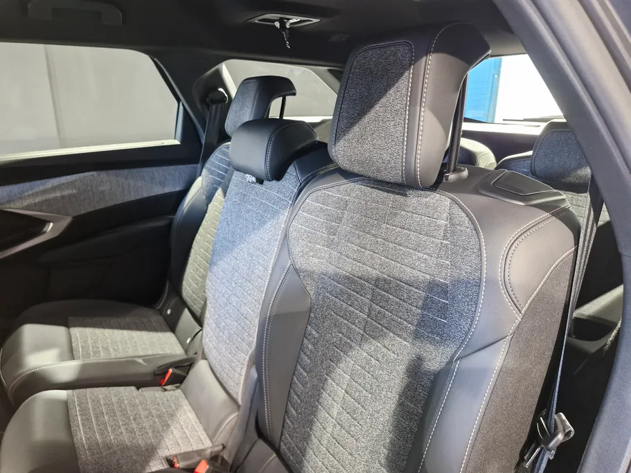 2026 Peugeot 5008 Allure 