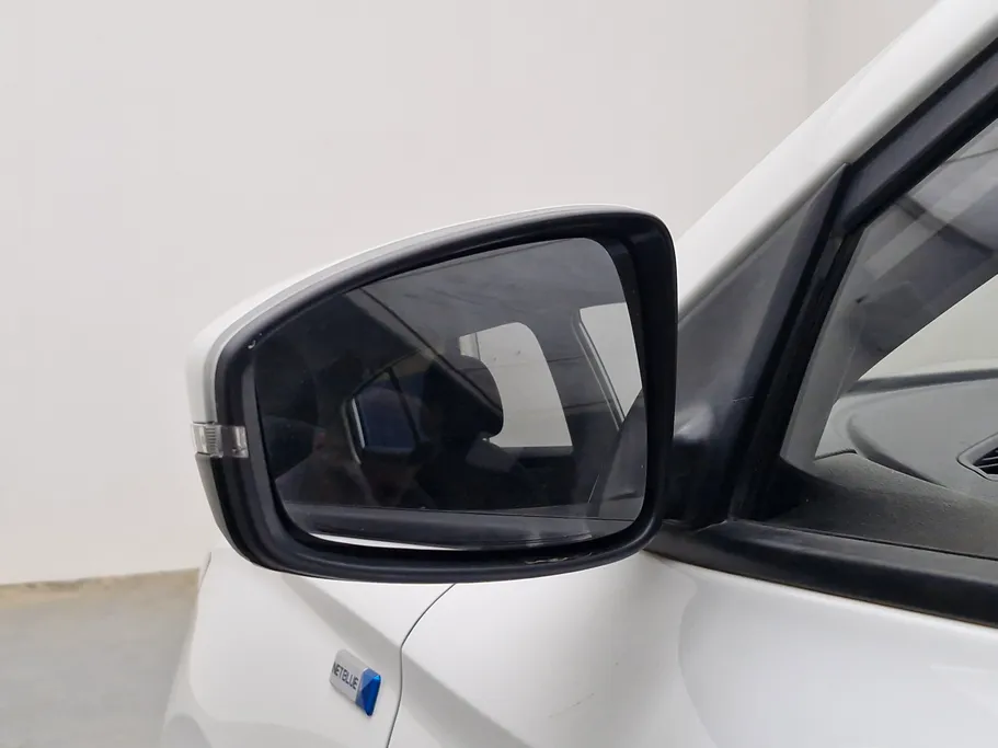 2023 MG 5 STD 