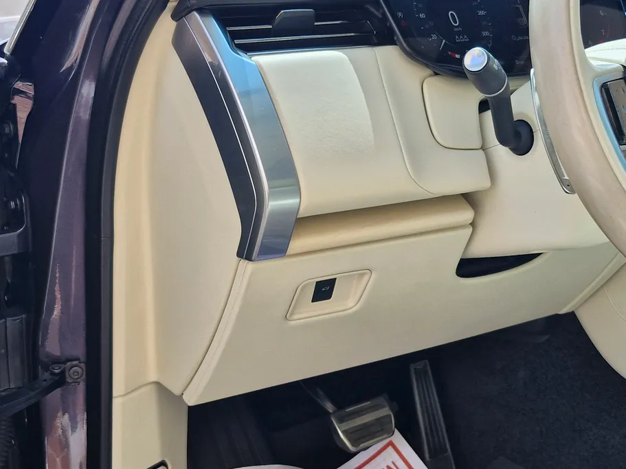 2023 Land Rover Range Rover SV Autobiography 