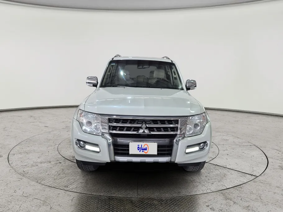 2018 Mitsubishi Pajero GLS 5Doors 