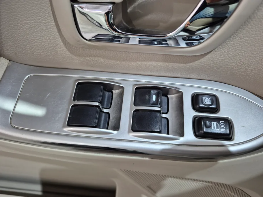 2018 Mitsubishi Pajero GLS 5Doors 