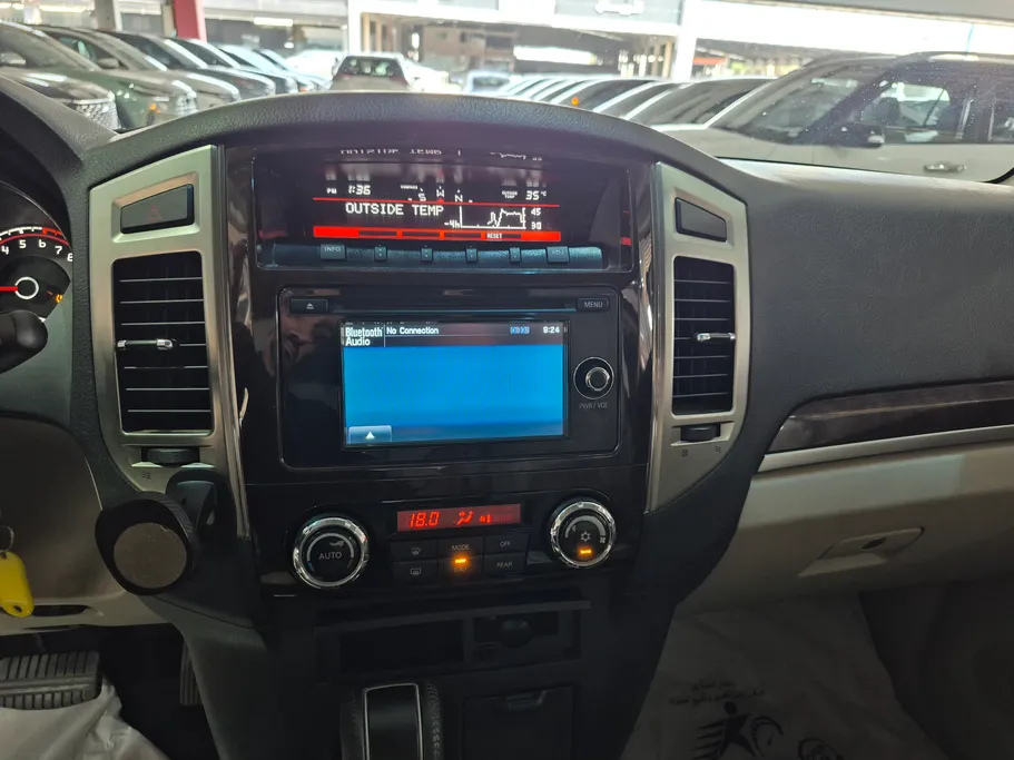 2018 Mitsubishi Pajero GLS 5Doors 