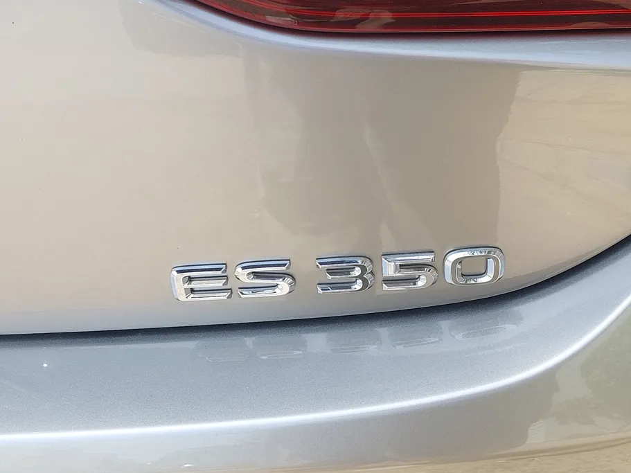 لكزس ES 350 2025 