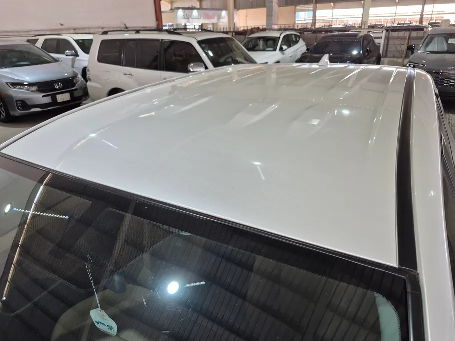 2024 Toyota RAV4 LE HEV 