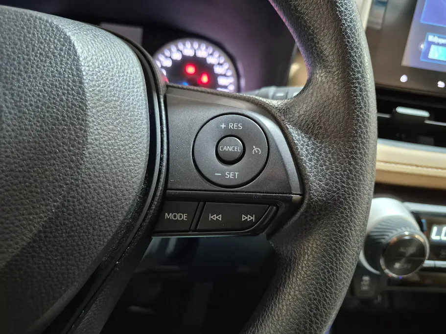 2024 Toyota RAV4 LE HEV 