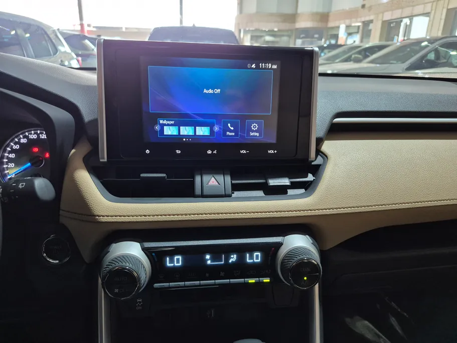 2024 Toyota RAV4 LE HEV 