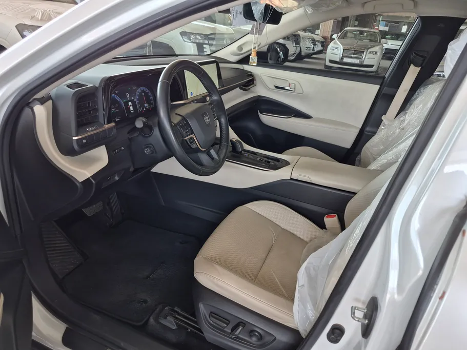 2023 Toyota Crown Premium 