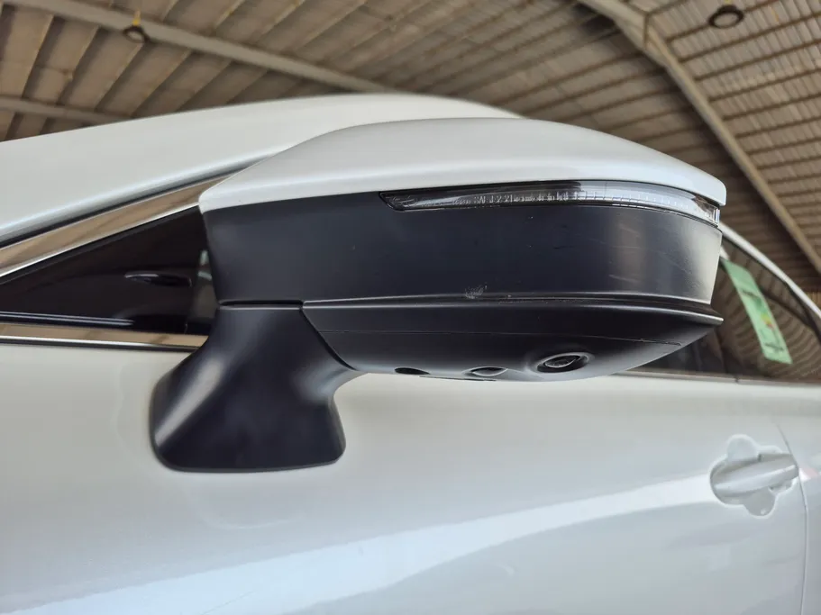 2023 Toyota Crown Premium 