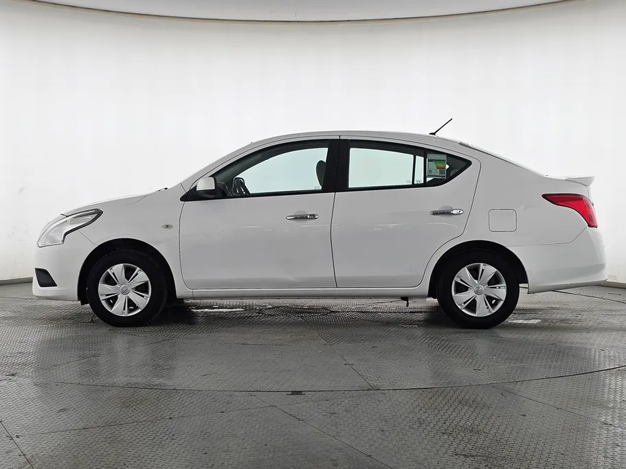 2018 Nissan Sunny SV 