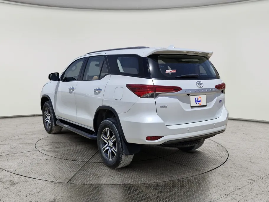 2024 Toyota Fortuner GX2 