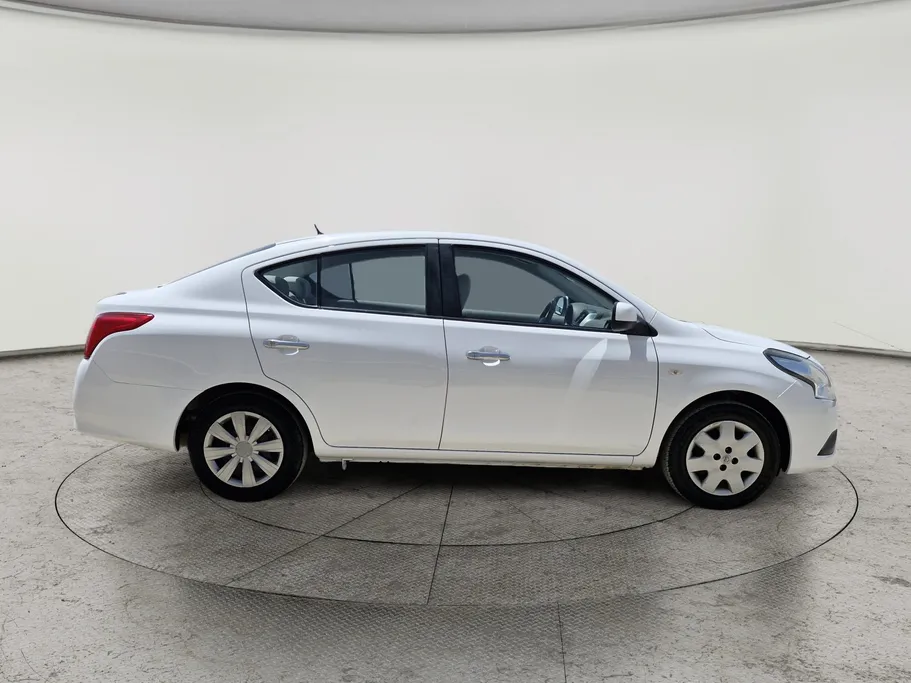 2022 Nissan Sunny SV 