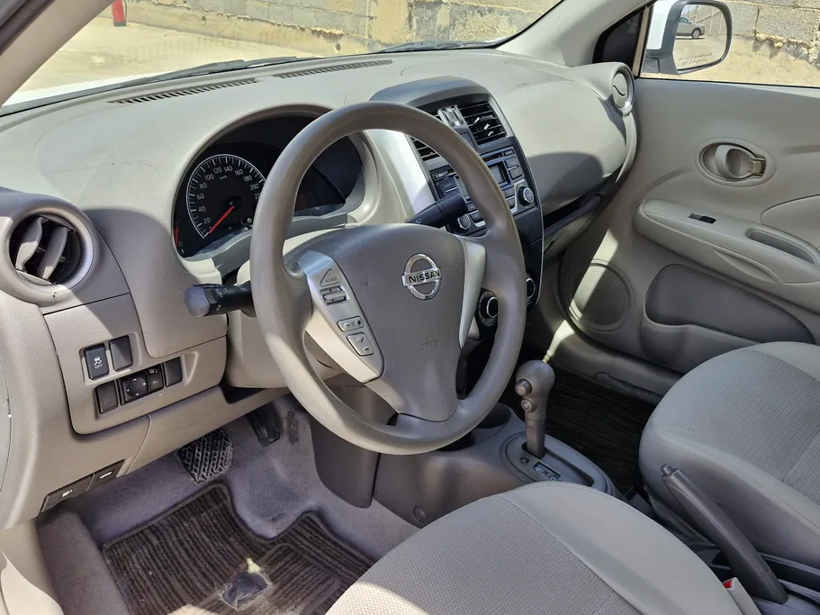 2022 Nissan Sunny SV 