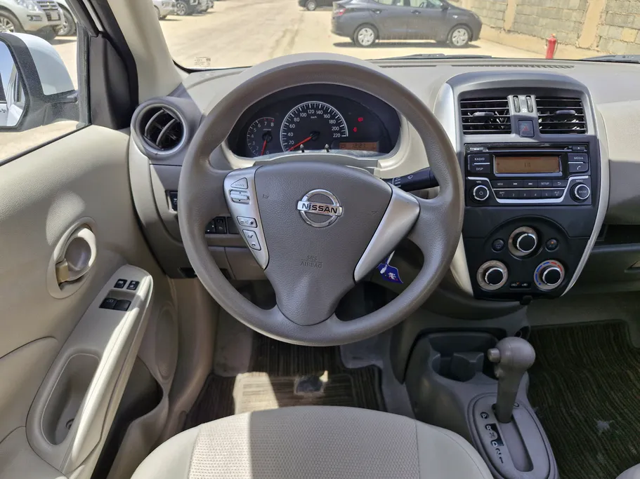 2022 Nissan Sunny SV 