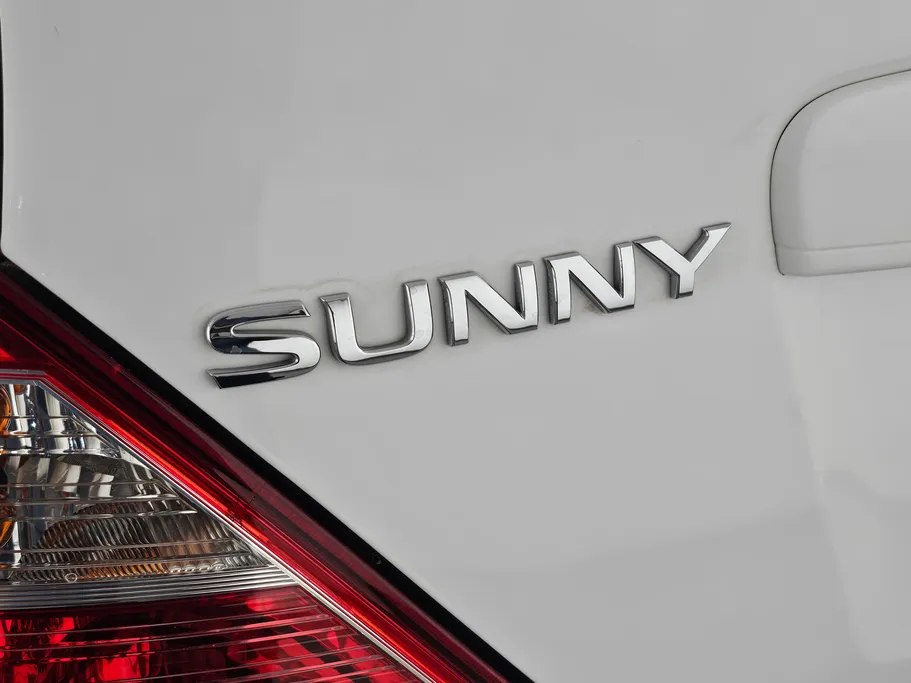 2023 Nissan Sunny SV Comfort 