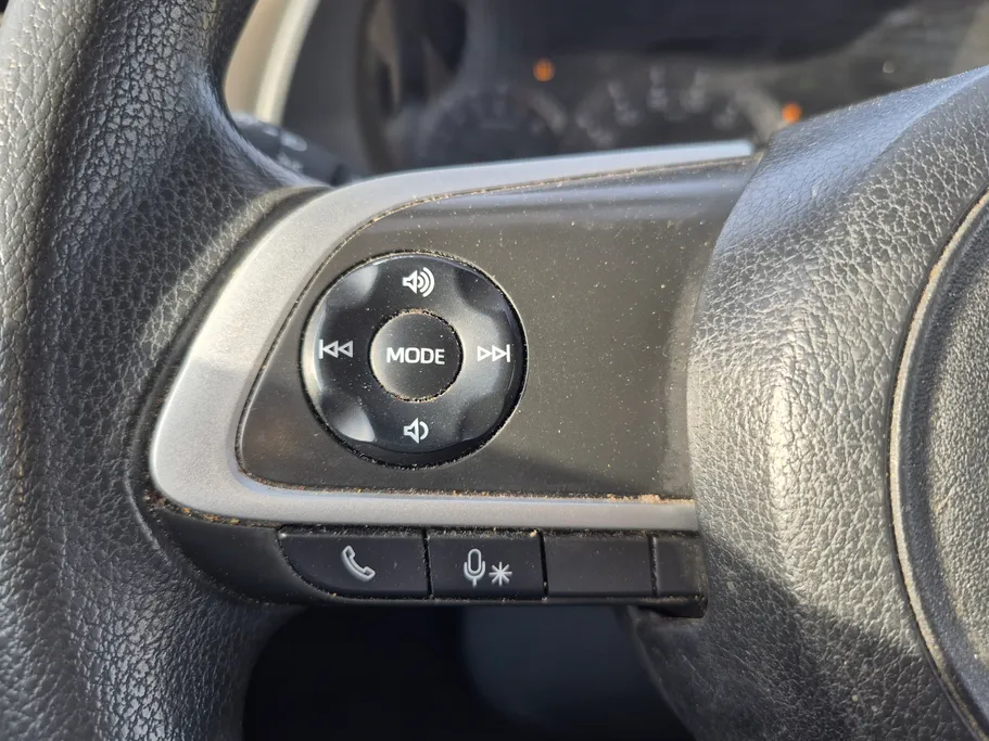 2023 Toyota Yaris  Y 