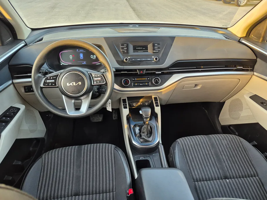 2023 Kia Carens LX S1 