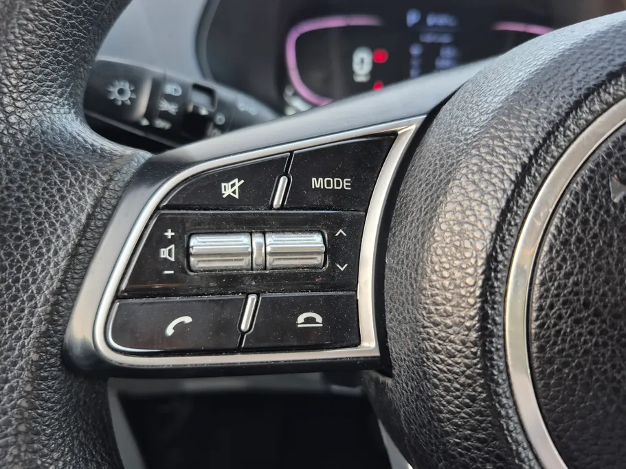 2023 Kia Carens LX S1 