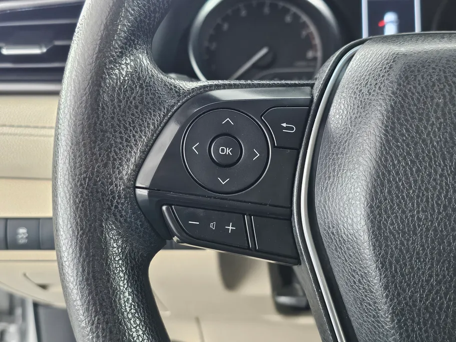 2022 تويوتا Camry  LE 