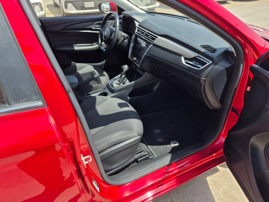 2022 MG 5 COM 