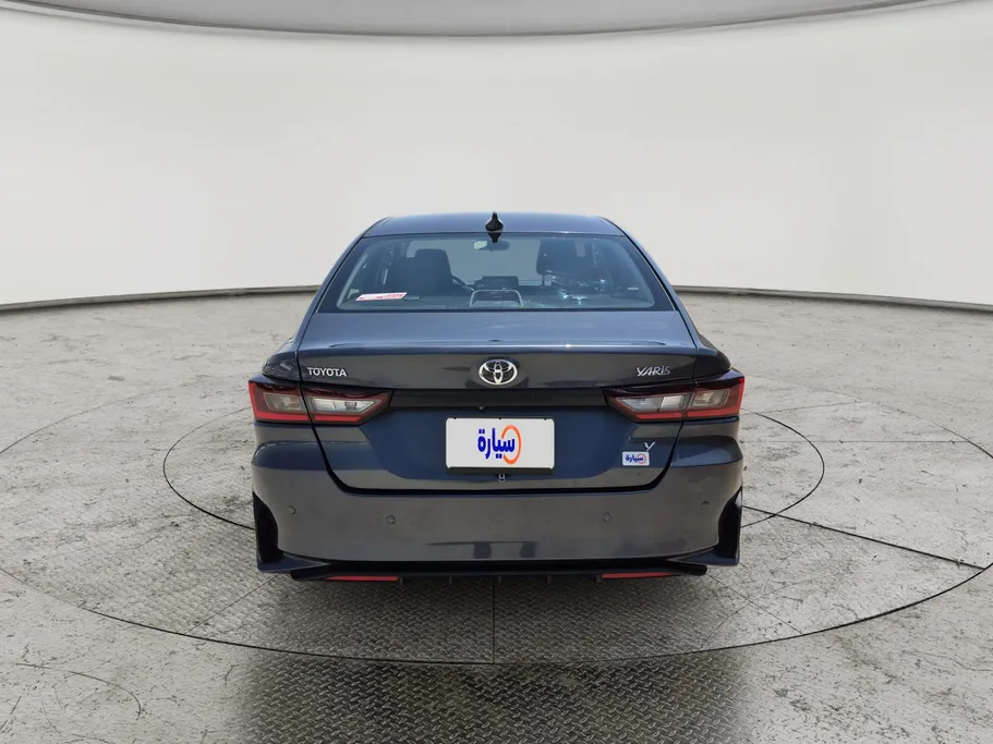 2023 Toyota Yaris  Y 