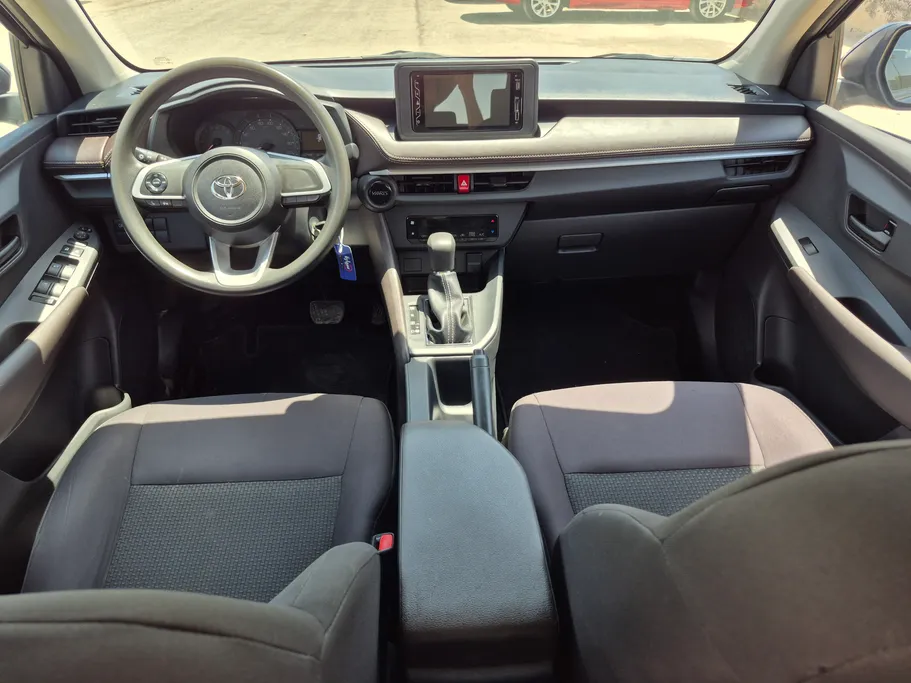 2023 Toyota Yaris  Y 