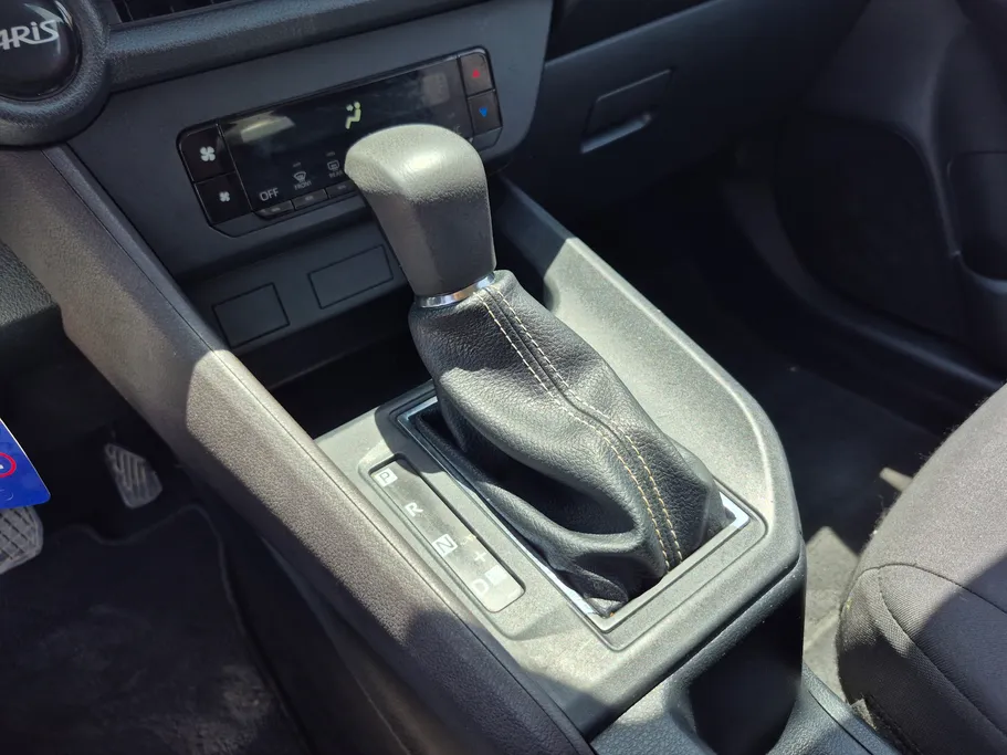 2023 Toyota Yaris  Y 