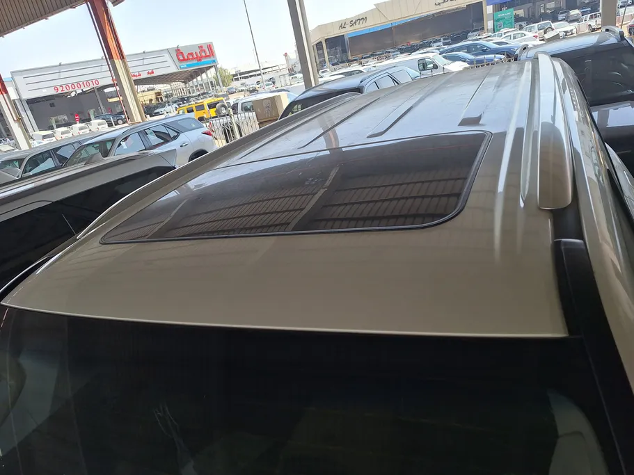 تويوتا لاندكروزر GXR 2024 