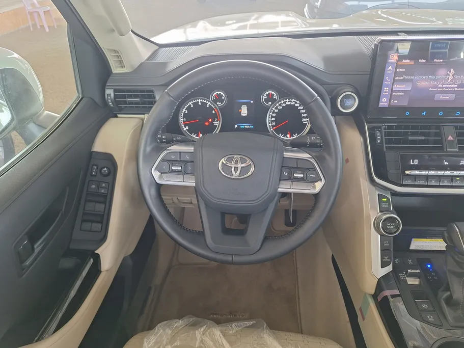 تويوتا لاندكروزر GXR 2024 