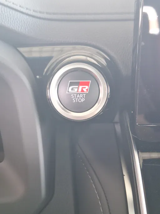 تويوتا لاندكروزر GR Sport 2025 