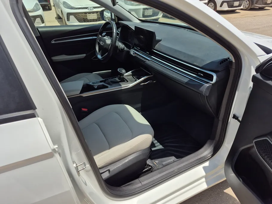 جيلي امجراند GS 2023 