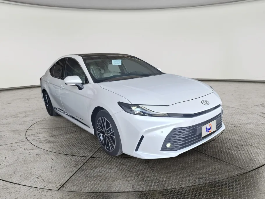 2026 Toyota Camry  LE HEV 
