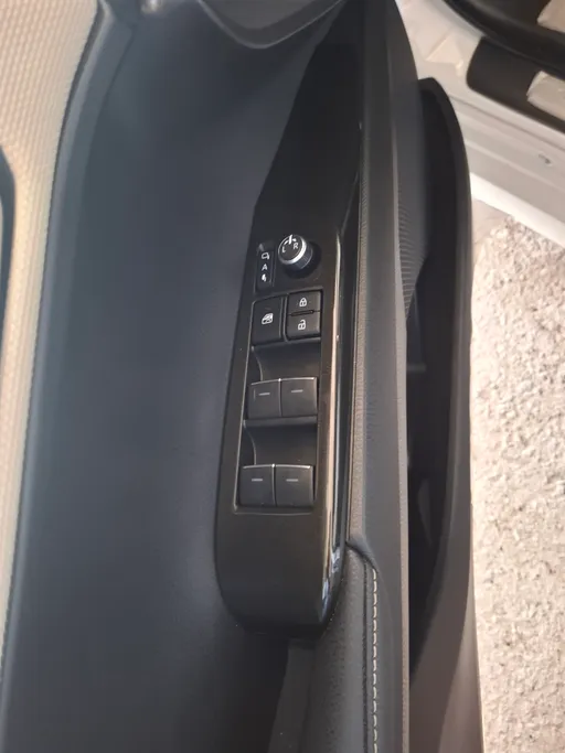 2026 Toyota Camry  LE HEV 