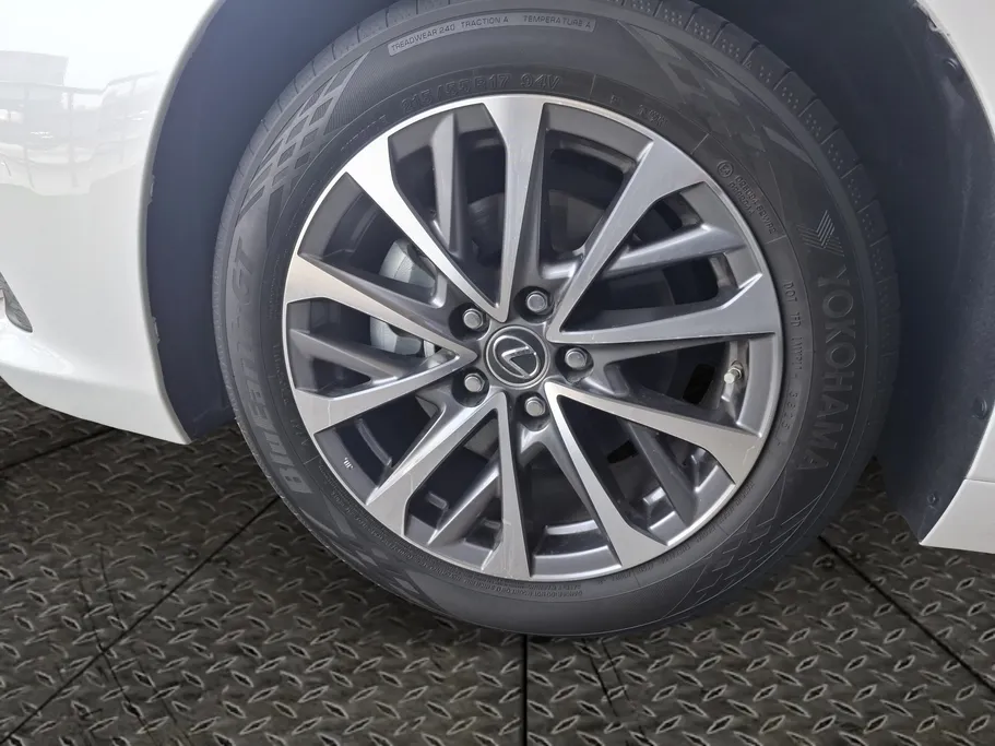 2025 Lexus ES 250 AA Elegant 