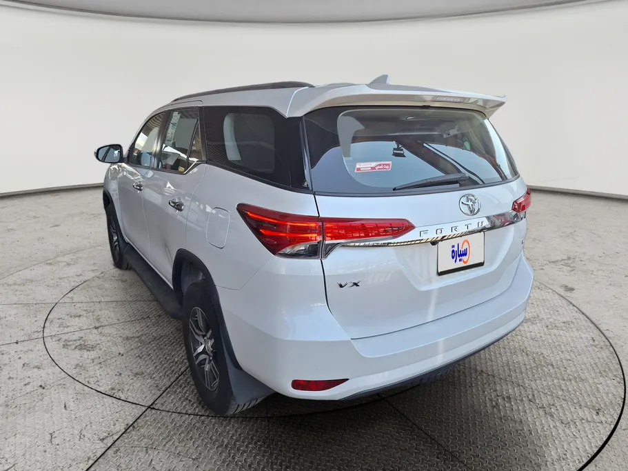 2023 Toyota Fortuner VX 