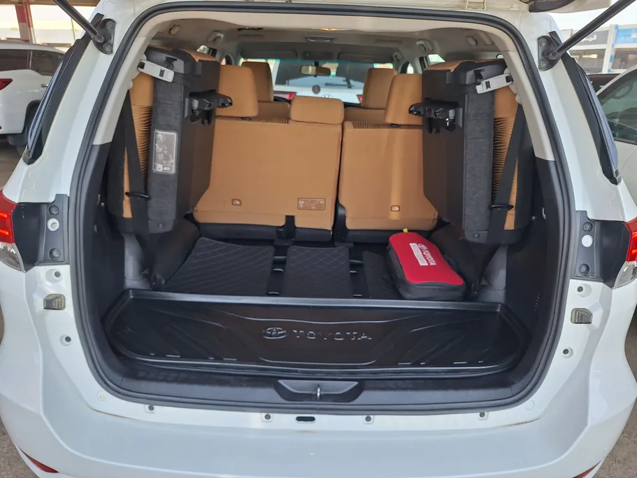2023 Toyota Fortuner VX 