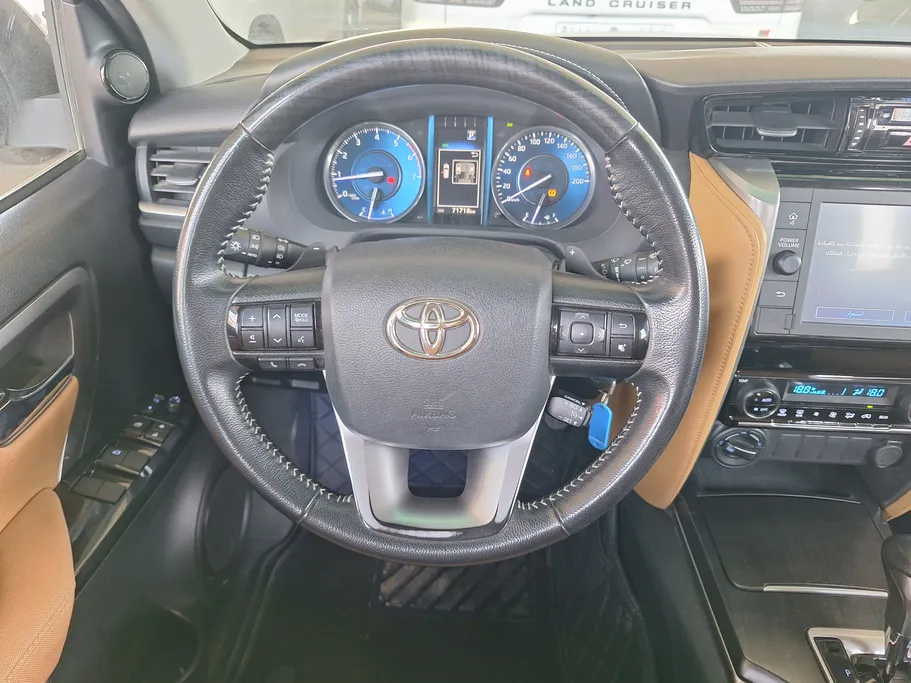 2023 Toyota Fortuner VX 