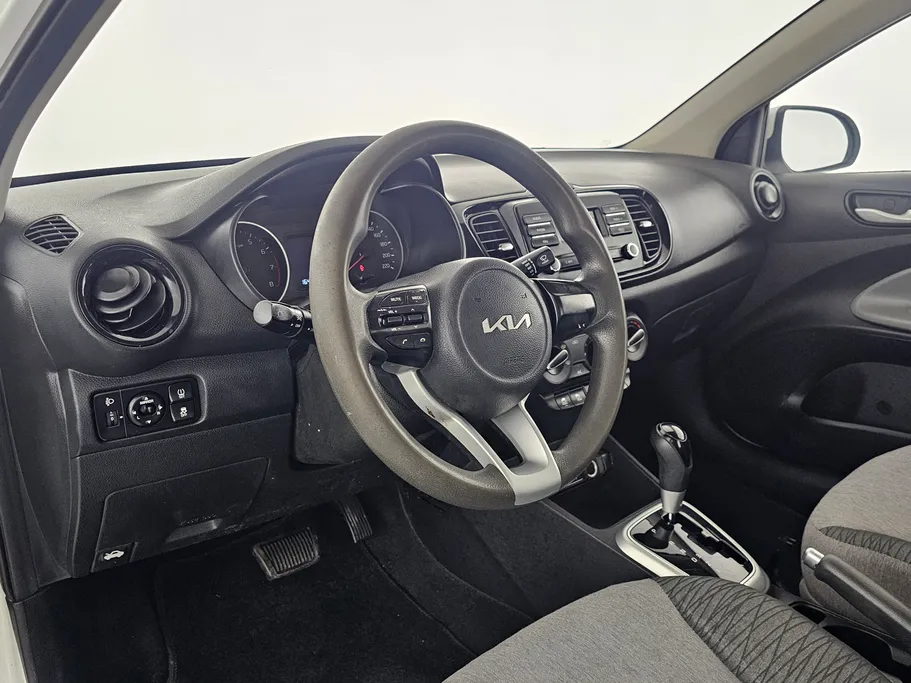 2022 Kia Pegas LX 