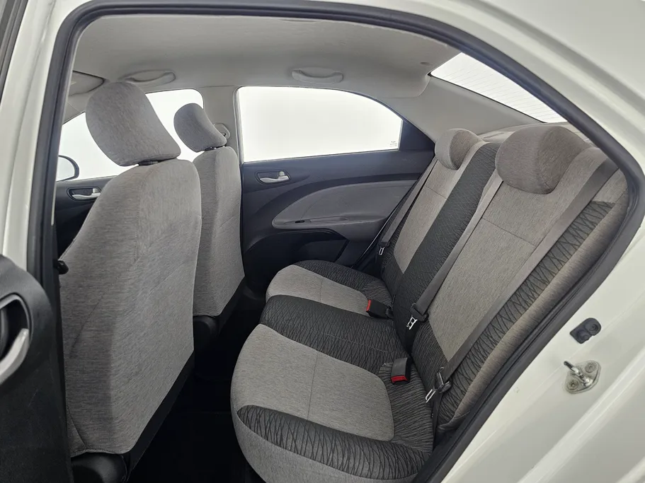 2022 Kia Pegas LX 