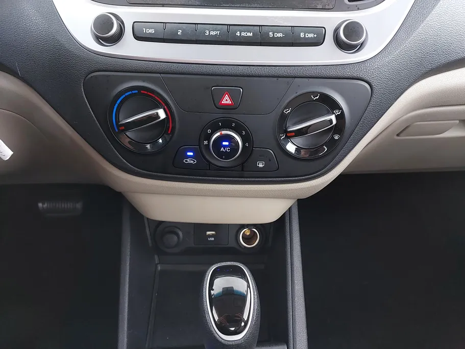 2023 Hyundai Accent Smart 