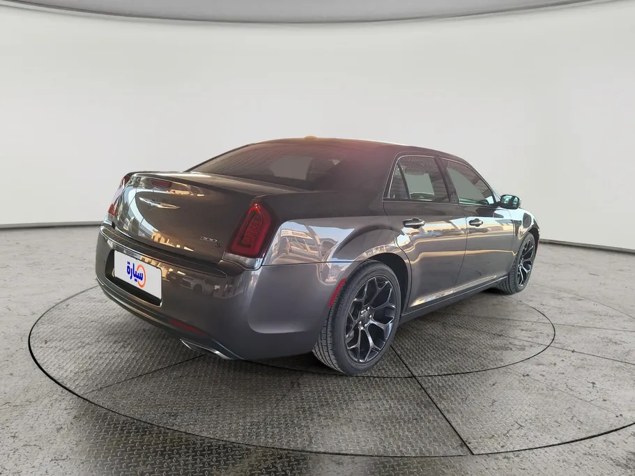 كرايسلر 300 S 2021 