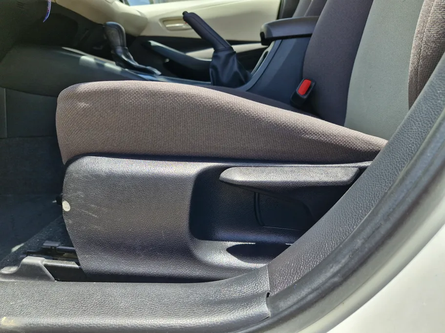 2024 Toyota Corolla XLI 
