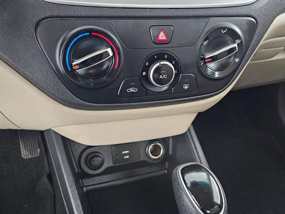2023 Hyundai Accent Smart 