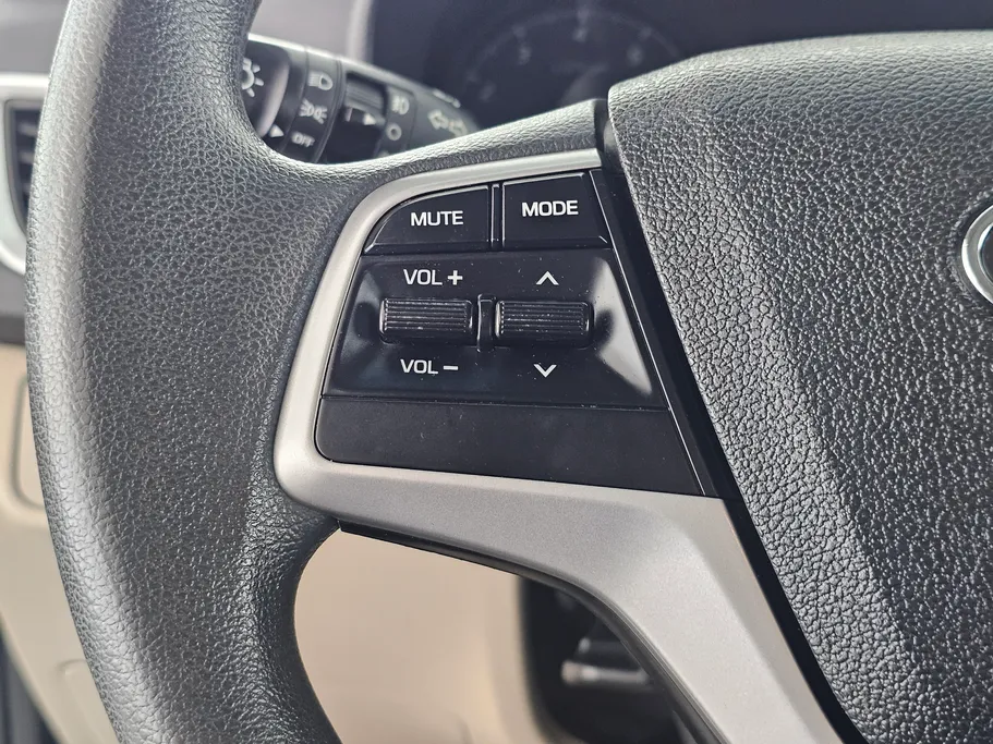 2023 Hyundai Accent Smart 