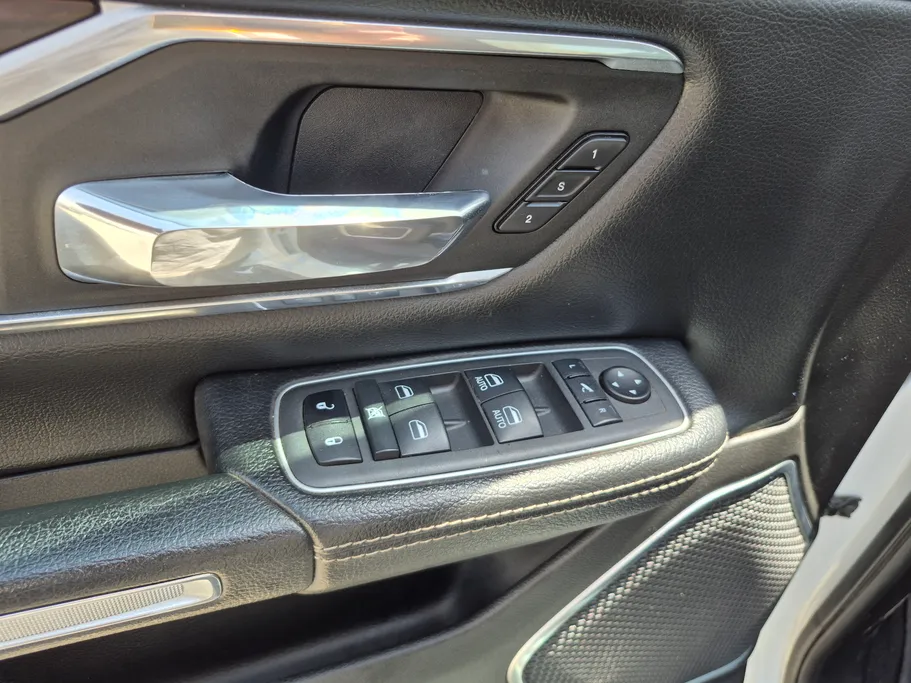 2022 Dodge Ram LARAMIE 