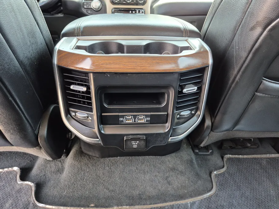 2022 Dodge Ram LARAMIE 
