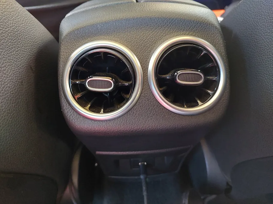 2024 Mercedes CLA 200 