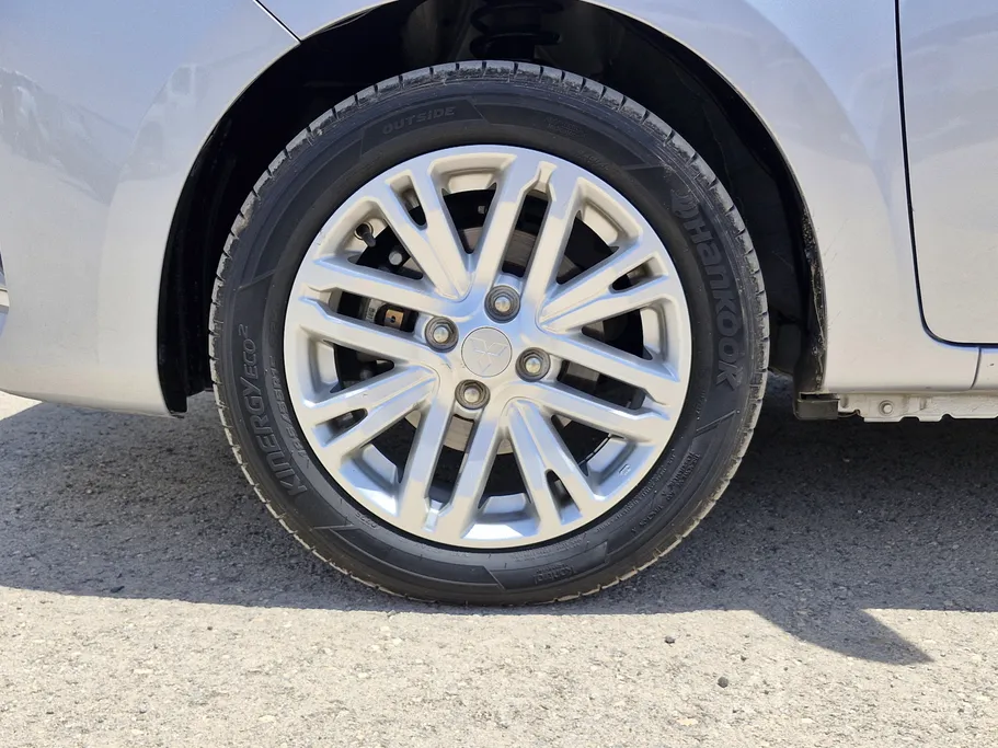 2023 Mitsubishi Attrage GLX HL 