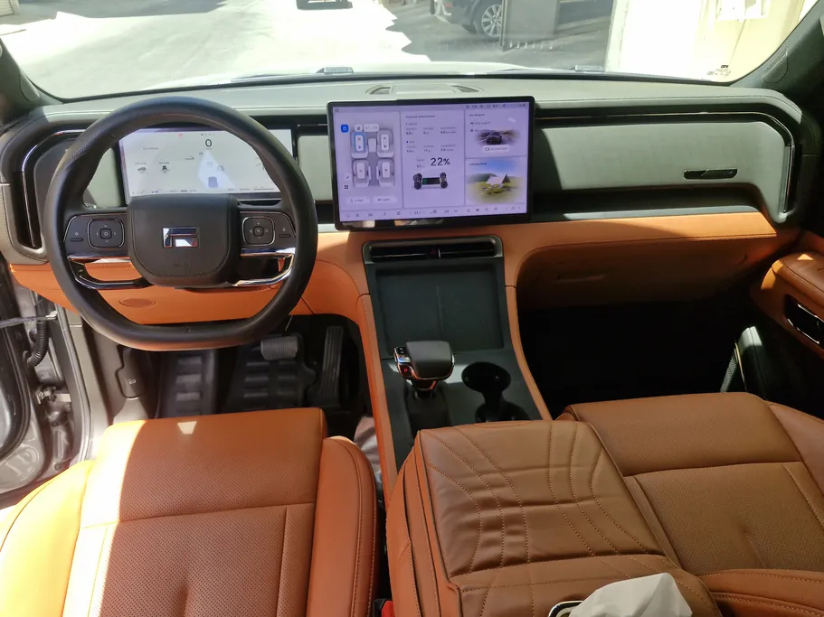 روكس 01 7 Seats 2025 