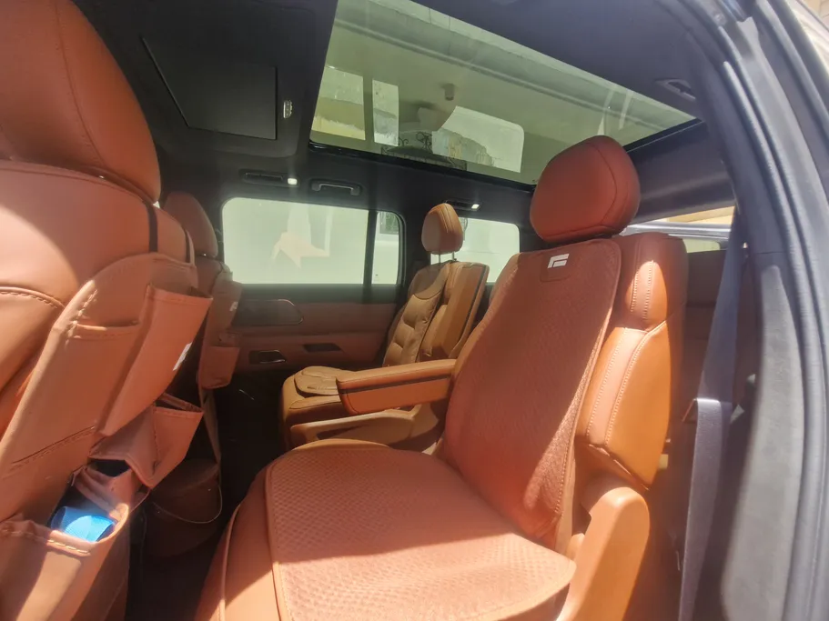 روكس 01 7 Seats 2025 