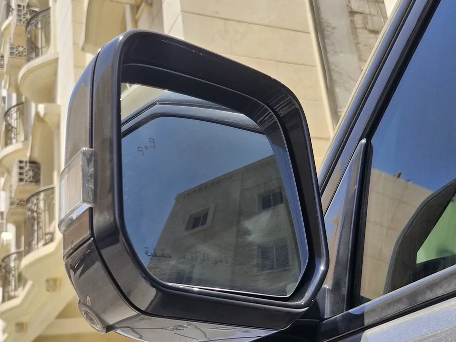 روكس 01 7 Seats 2025 